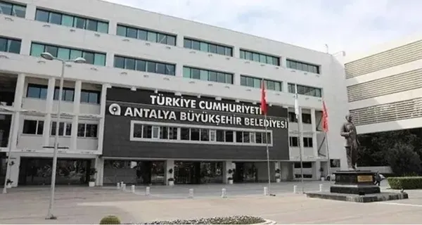 muhittin-bocekten-itiraf-ozgur-ozelin-talebiyle-milyonlarca-euro-ve-dolar-odedik-1780558185472.jpeg