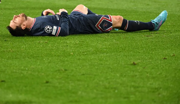 Son dakika: Futbol dünyası Lionel Messi’yi konuşuyor! Kaçan penaltıdan sonra dünya yıldızını yerden yere vurdular…