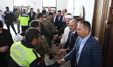 Yerlikaya ve Tekin bayramı memleketlerinde karşıladı #erzurum