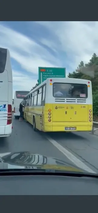İstanbul’da bir günde 7 İETT otobüsü yolda kaldı: Bu hale nasıl getirdiniz?