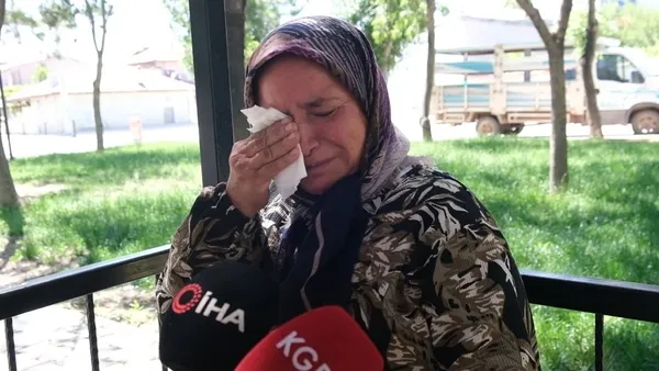 karamanda-akilalmaz-olay-gozu-yasli-anne-28-yildir-evladini-ariyor-ortada-ne-olum-belgesi-ne-de-hastane-kaydi-1786089511681.jpg