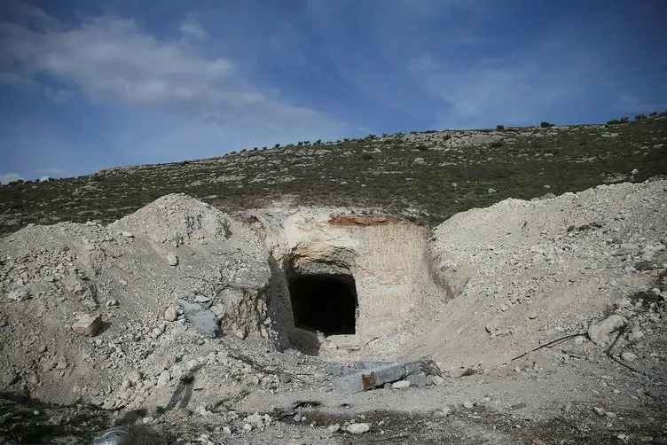 Son dakika: YPG’nin bırakıp kaçtığı o tüneller böyle görüntülendi!