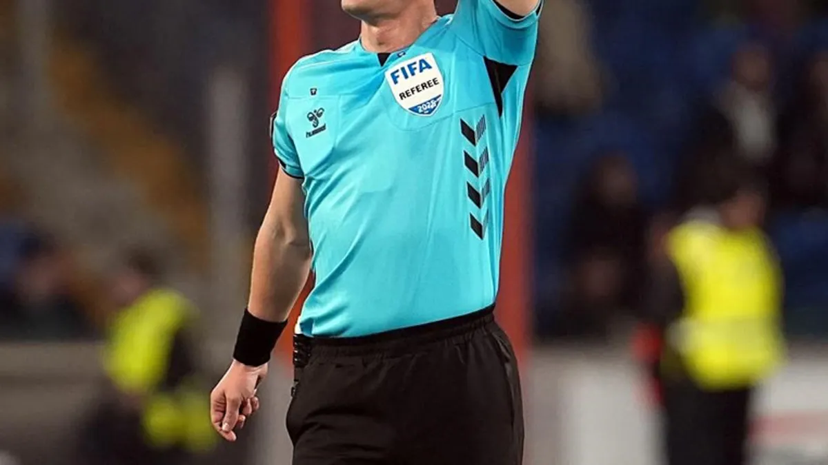 TFF açıkladı! Süper Kupa’daki Galatasaray – Fenerbahçe derbisinin hakemi belli oldu TFF açıkladı! Süper Kupa’daki Galatasaray – Fenerbahçe derbisinin hakemi belli oldu