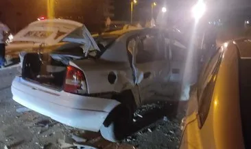 Zincirleme kazada 3 genç can verdi #antalya