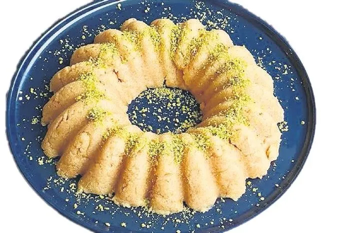 İDİL ÇİMRİN / Helvaların sultanı İDİL ÇİMRİN / Helvaların sultanı