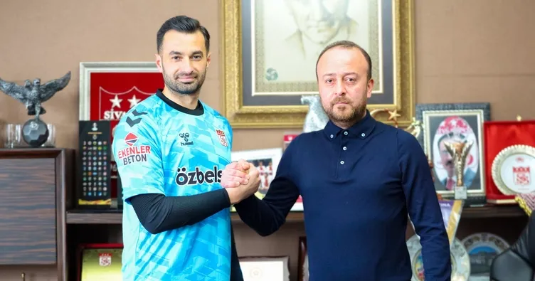 Kaleci Gökhan Akkan Sivasspor’da