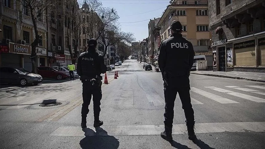 İçişleri Bakanlığı genelgesi ile sokağa çıkma yasağı detayları yayınlandı! 29 Nisan- 17 Mayıs Sokağa çıkma yasağında kimler muaf olacak, tam kapanma ne zaman bitiyor?