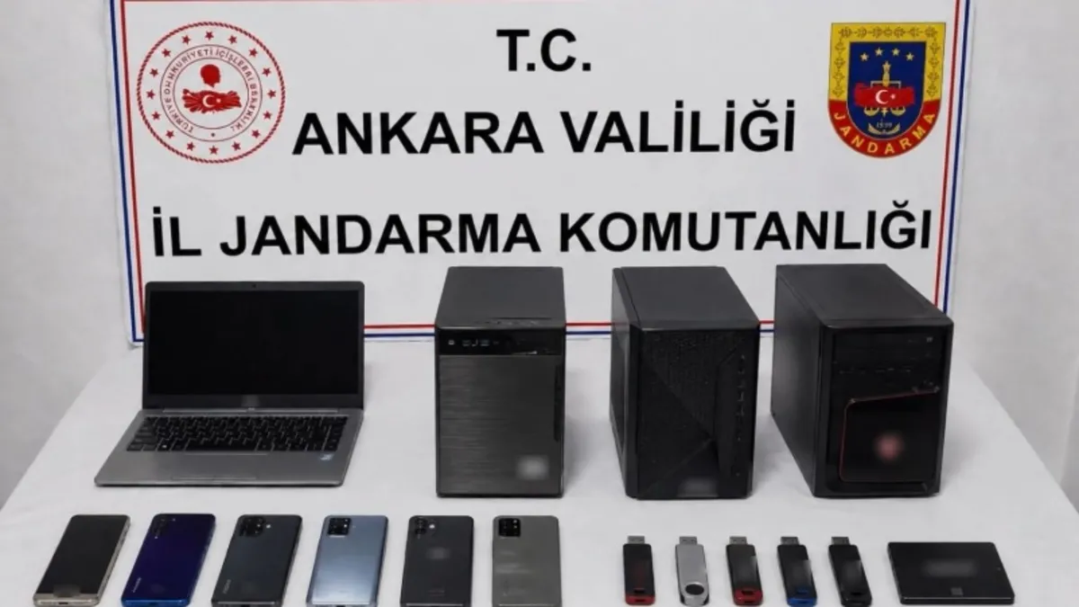 Jandarma ekiplerinin yasa dışı bahis ve dolandırıcılık operasyonuna ilişkin genel bir görsel.
