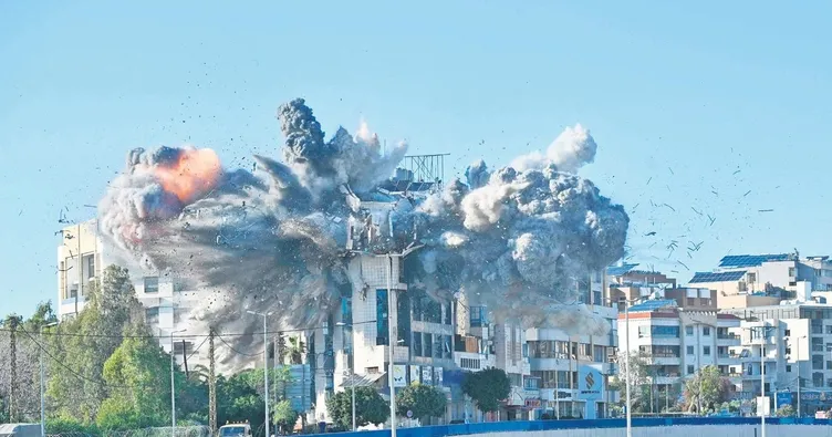 Lübnan kan ağlıyor