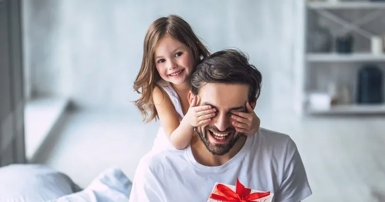 Babalar Günü mesajı ve sözleri 2022: Anlamlı ve duygusal ve resimli Babalar Günü sözleri ile kutlama mesajları seçenekleri