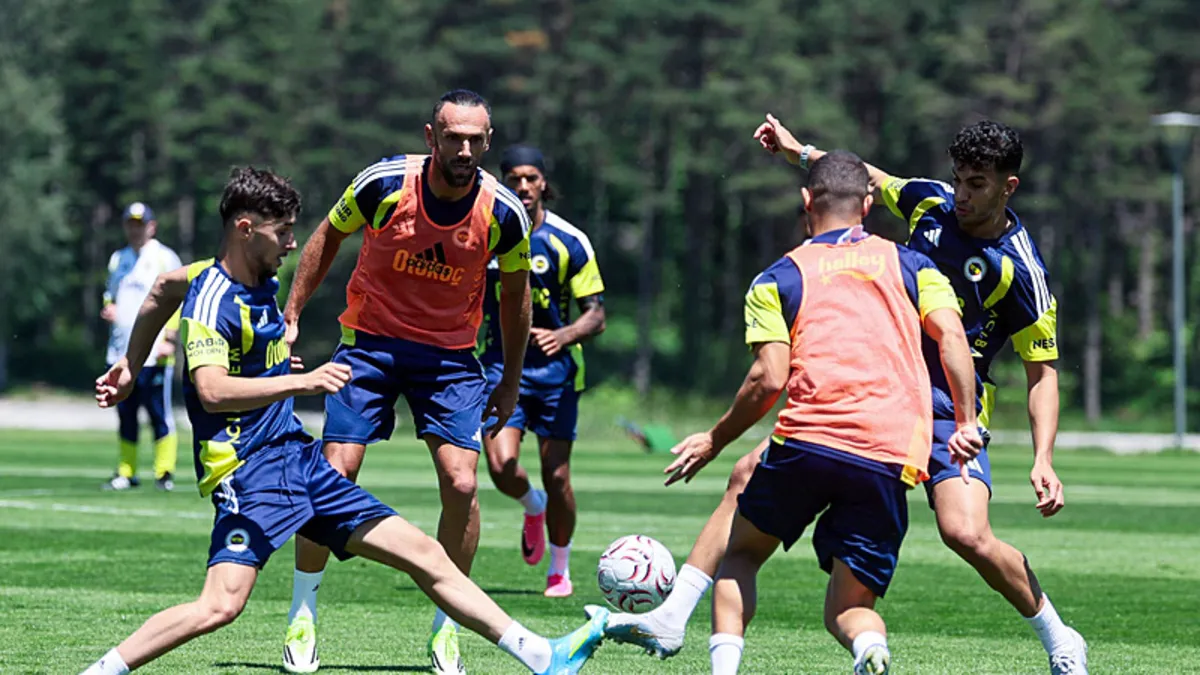 Fenerbahçe, yeni sezon hazırlıklarını sürdürdü! Fenerbahçe, yeni sezon hazırlıklarını sürdürdü!