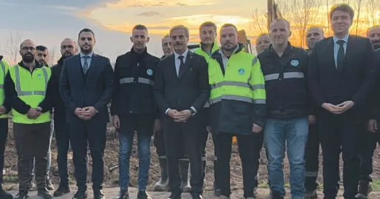 Sakarya’da metrobüs çalışmaları sürüyor