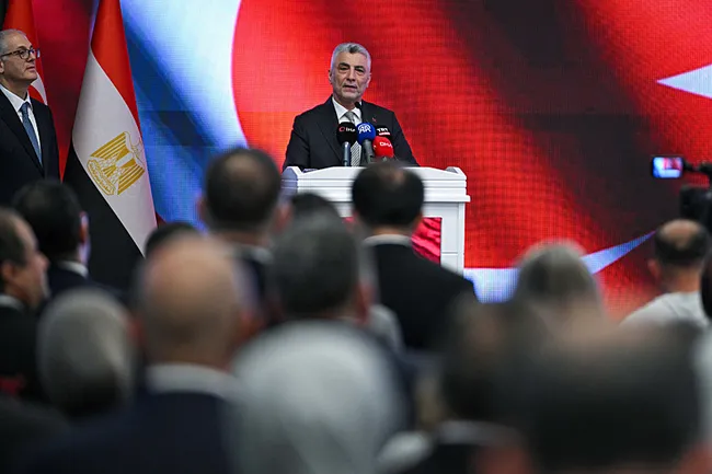 bakan-bolat-misir-ile-15-milyar-dolar-ticaret-hacmi-icin-calisiyoruz-1783972209631.jpeg