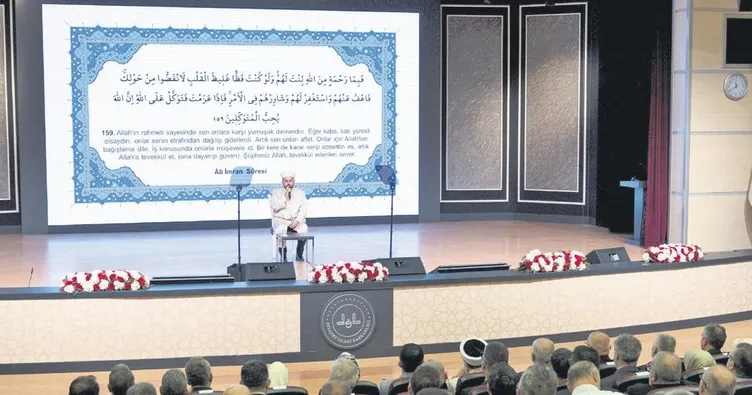 ’Peygamberimiz insanlık için örnek’