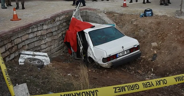 Konya-Afyonkarahisar yolunda feci kaza: 3 ölü, 1 yaralı