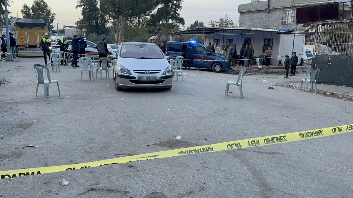 Sokak düğününde karşılaşan husumetliler çatıştı! 1 ölü Sokak düğününde karşılaşan husumetliler çatıştı! 1 ölü