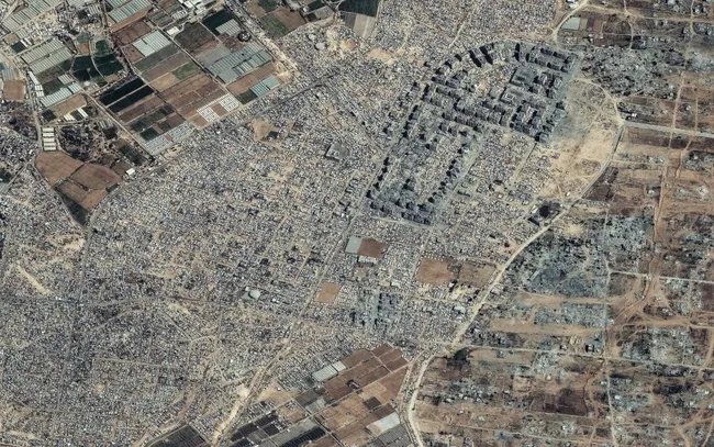 Gazze’den geriye enkaz kaldı! Terör devleti İsrail’in vahşeti uydudan görüldü