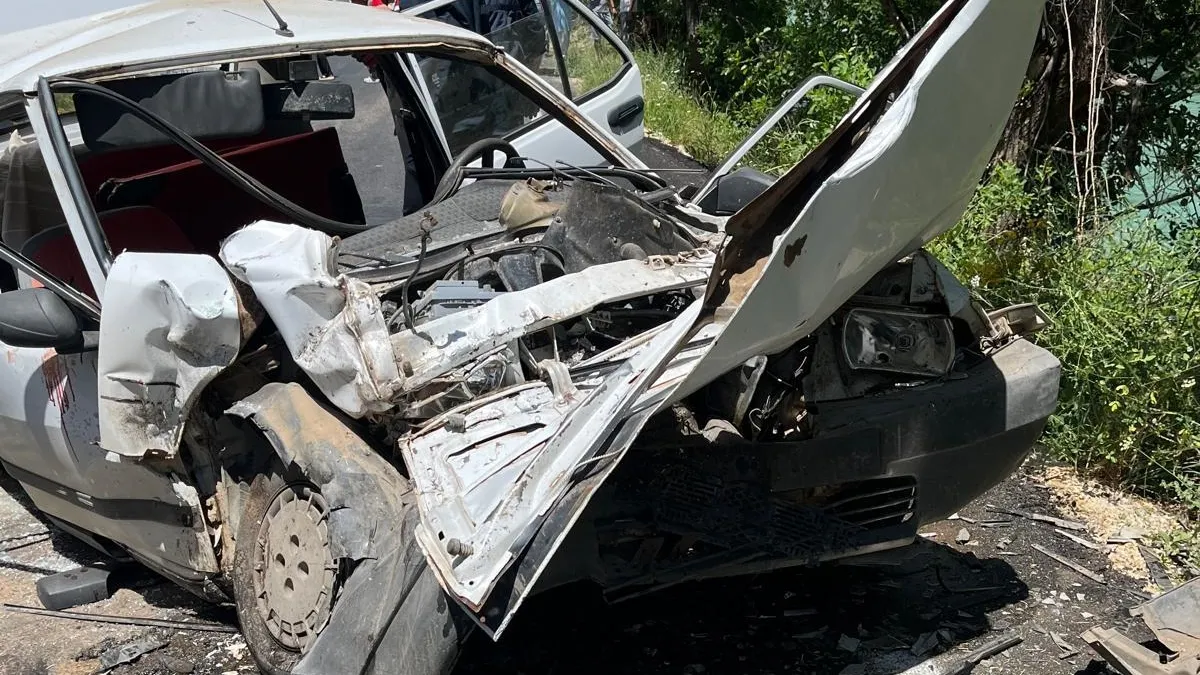 Tunceli-Ovacık karayolunda meydana gelen trafik kazası sonrası olay yeri