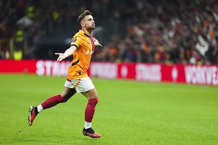 GALATASARAY TOTTENHAM YAZAR YORUMLARI | Futbol eziyeti yaşattı! Okan Buruk’a eleştiri: Niye çıkaramıyorsun?