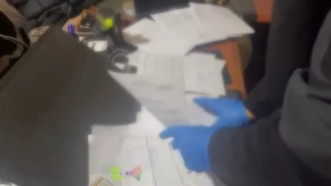 yalovada-devre-mulk-dolandiricilarina-operasyon-2-kisi-tutuklandi-1739559914306.jpeg