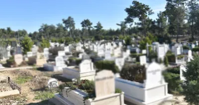 Mezarlık işçisinin evinden öyle şeyler çıktı ki: Şahıs hemen gözaltında alındı!