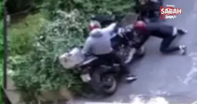 Park halindeki motosiklet saniyeler içinde böyle çalındı | Video