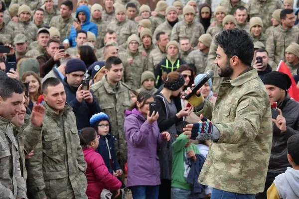 Yusuf Güney: Kariyerimin en anlamlı konserlerini Mehmetçiklerimize verdim