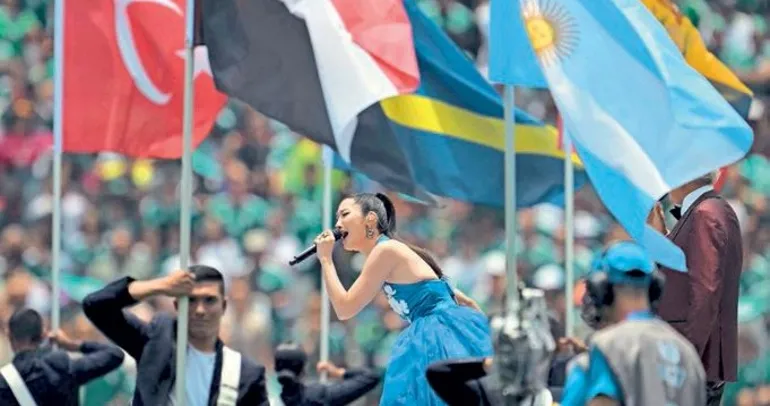 Dünya Kupası’na görkemli başlangıç