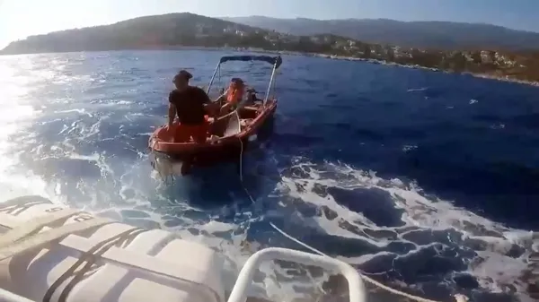antalyada-arizalanan-teknedeki-2-kisi-kurtarildi-1750671430707.jpg