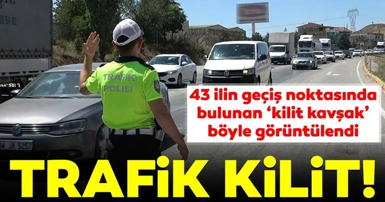 43 ilin geçiş noktası Kırıkkale’de trafik kilit!