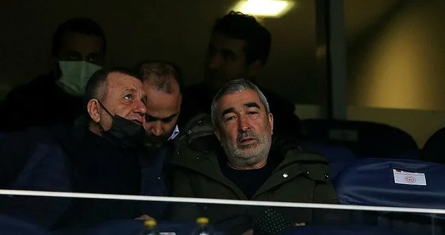 Beşiktaş’ta Samet Aybaba’dan tesis sitemi! ‘Kimse beni aramadı’ Beşiktaş’ta Samet Aybaba’dan tesis sitemi! ‘Kimse beni aramadı’