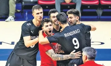 Efeler tarih yazmak için parkede