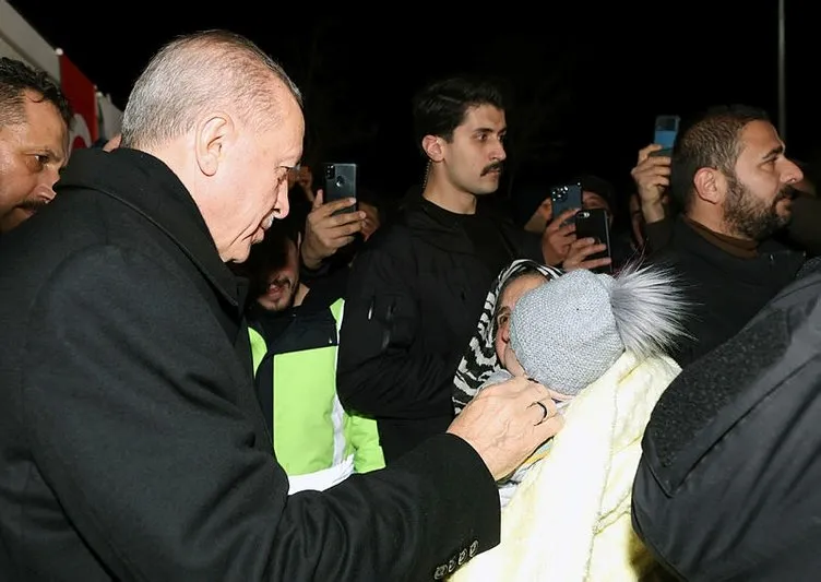 Başkan Erdoğan ve Bahçeli Kahramanmaraş'ta konteyner kenti ziyaret etti!