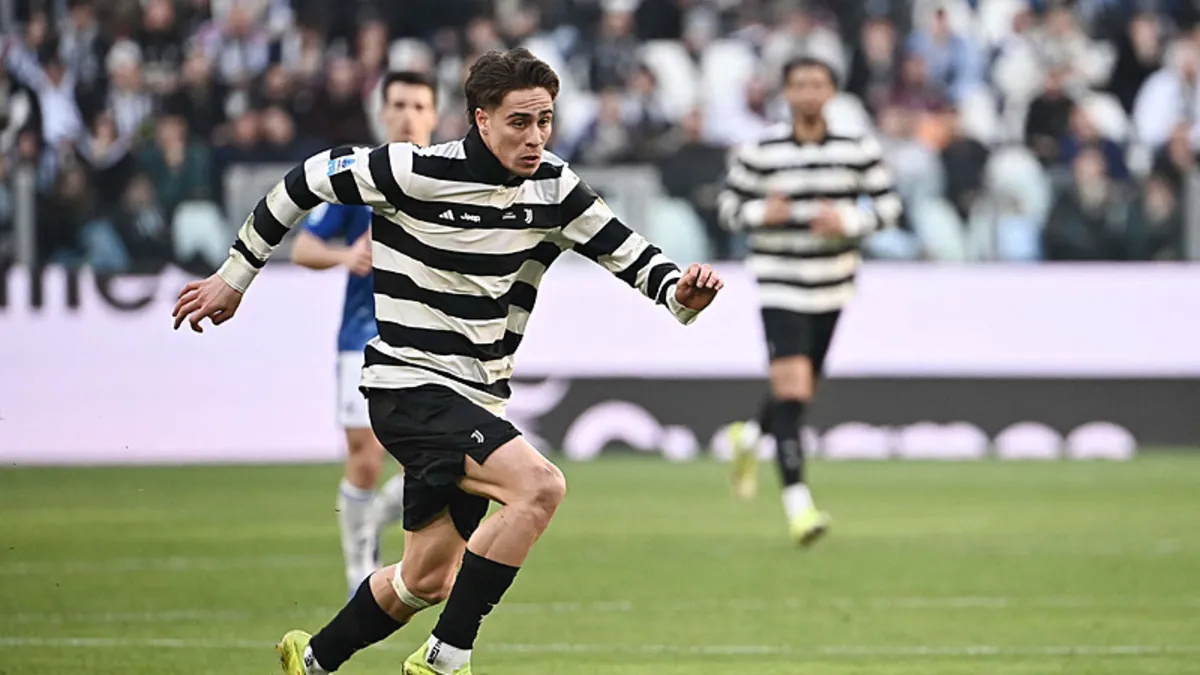 Juventus’ta Kenan Yıldız idmanda yer aldı! Juventus’ta Kenan Yıldız idmanda yer aldı!