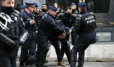 Belçika’da ırkçılar yürüdü, 12 gösterici tutuklandı