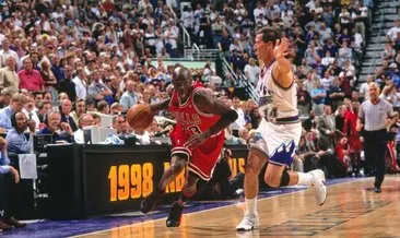 Michael Jordan’ın ayakkabıları açık arttırmada!
