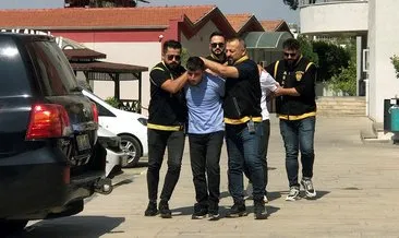 Adana’da polisleri gören saldırganlar silahları balkondan attı