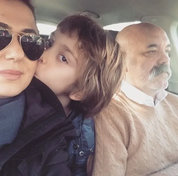 Tülin Şahin bebeğiyle ilk fotoğraflarını sosyal medyadan paylaştı! Tülin Şahin ‘Allah'ım kelimeler yetersiz’
