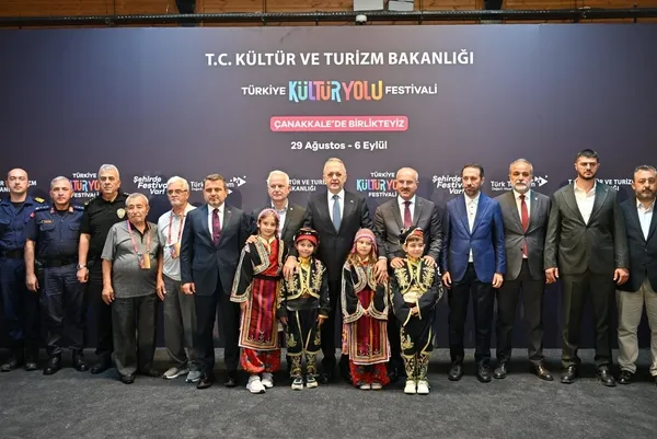 canakkale-besinci-kez-kultur-yolu-festivali-ile-bulustu-1788000037187.jpeg