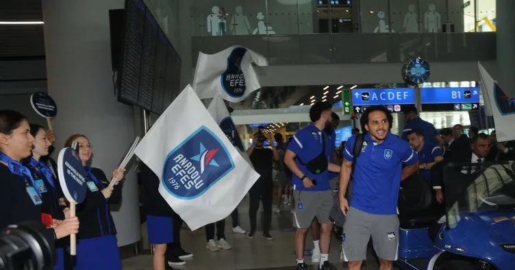 Anadolu Efes’e coşkulu uğurlama