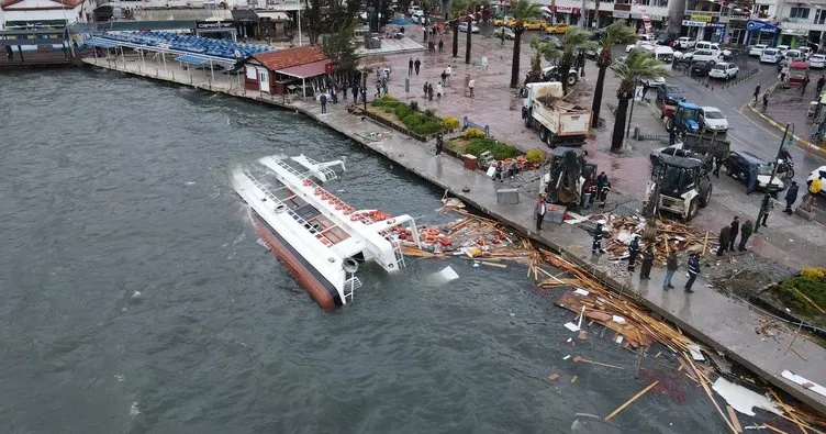 Fırtına Ayvalık’ı yıktı geçti! 80 tekne battı, zarar tam 50 milyon TL