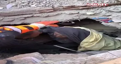 Elazığ’daki 6.8’lik depremde enkaz altında kalan Hatun Yamış’ın kurtarılma anları kamerada