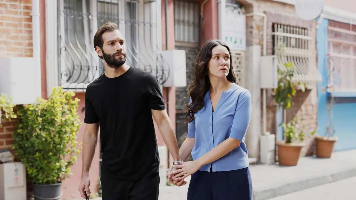 SAHİPSİZLER YENİ BÖLÜM FRAGMANI TIKLA İZLE: Gün gelecek, bu devran da dönecek! Star TV Sahipsizler 30.bölüm fragmanı izle