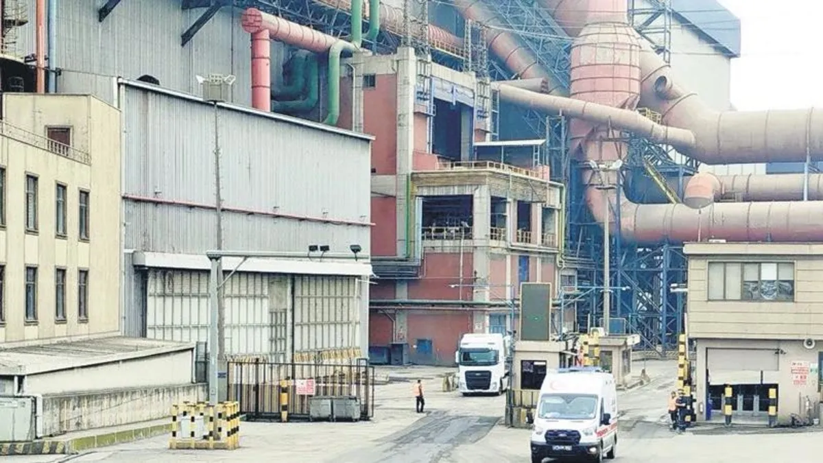 Fabrikada göçük faciası: 3 ölü