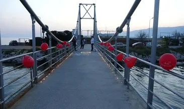 Balıkesir’de tanıştıkları köprüde evlenme teklif etti