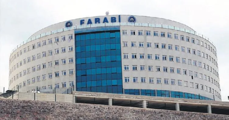 Hem Kovid’e hem KKKA’ya yakalandı