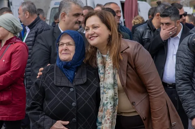son-dakika-afyonkarahisar-belediye-baskani-burcu-koksaldan-chpye-sert-sozler-chpde-koltuk-kavgasi-ak-partide-h-1782884881285.jpg SON DAKİKA… Afyonkarahisar Belediye Başkanı Burcu Köksal’dan CHP’ye sert sözler: CHP’de koltuk kavgası AK Parti’de hizmet siyaseti var!