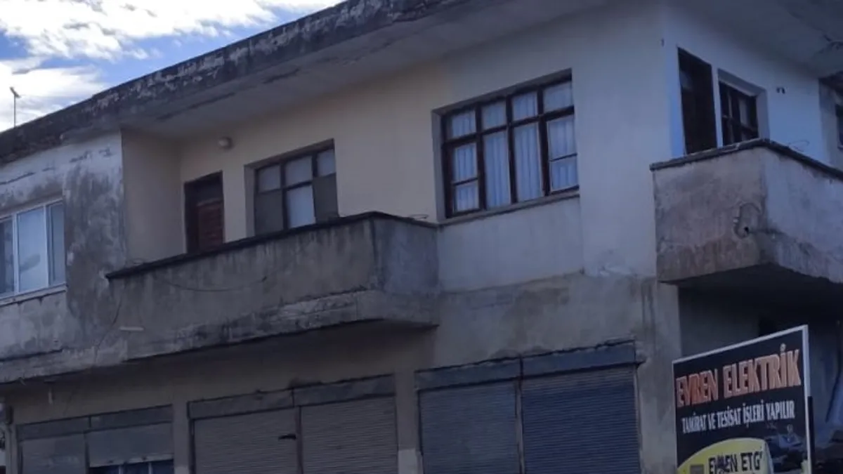 Adana’da korkutan olay: Baba-oğul sobadan zehirlendi! Adana’da korkutan olay: Baba-oğul sobadan zehirlendi!