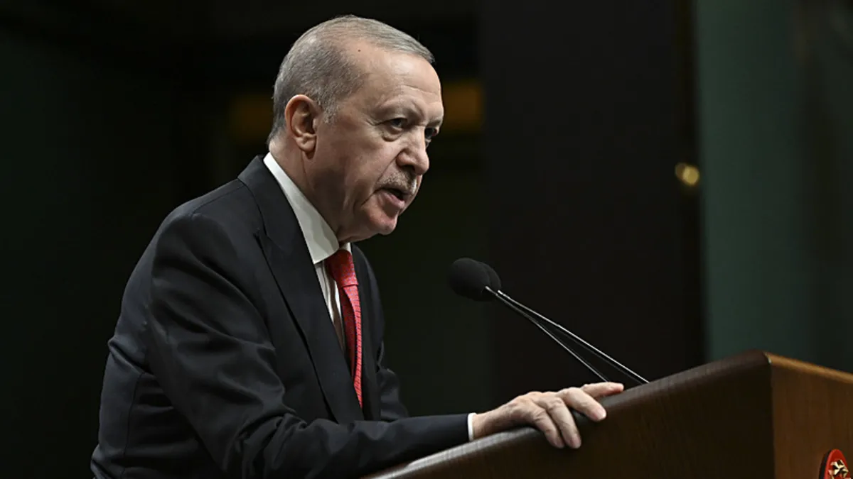 SON DAKİKA… Cumhurbaşkanlığı Kabinesi Ahlat’ta toplanıyor! Ana gündem maddesi Terörsüz Türkiye… haber görseli
