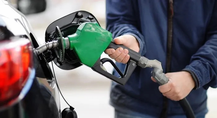 son-dakika-motorin-fiyatlari-icin-beklenen-indirim-geldi-benzin-indirimi-yapildi-mi-1647294982843.jpg